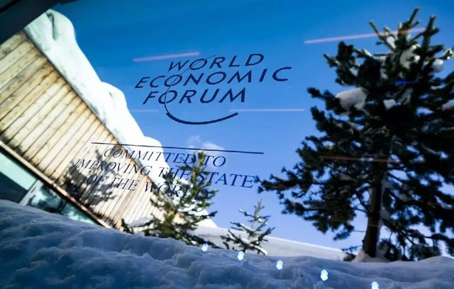 放弃对大国承诺的幻想，在多元合作中寻求自立自强