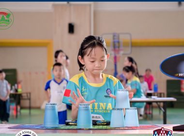 指尖跃动,叠出精彩——趣味满满的速叠杯运动